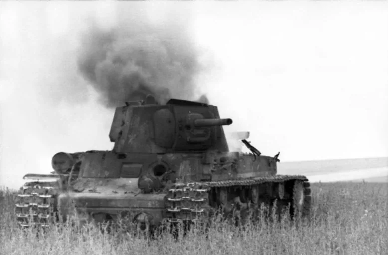 Vista 9 de KV-1