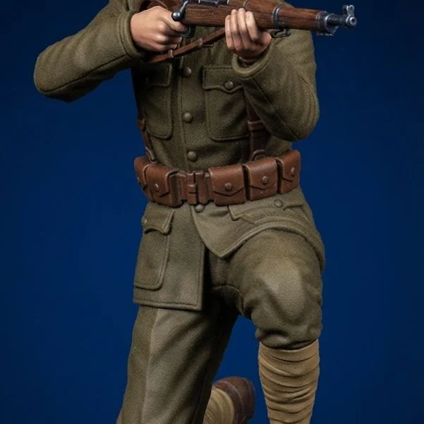View 2 of WW1 American Infantry Soldier 8