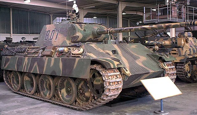 Vista 15 de Panzer Ausf. A (damaged)