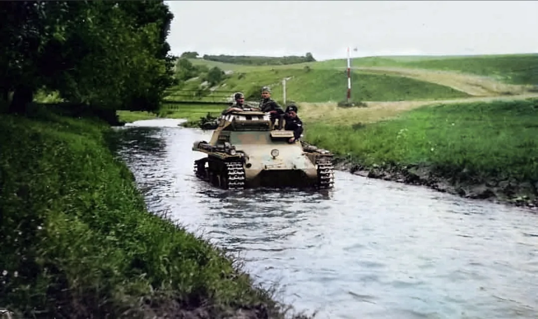 Vista 17 de Panzer I Ausf. A BREDA